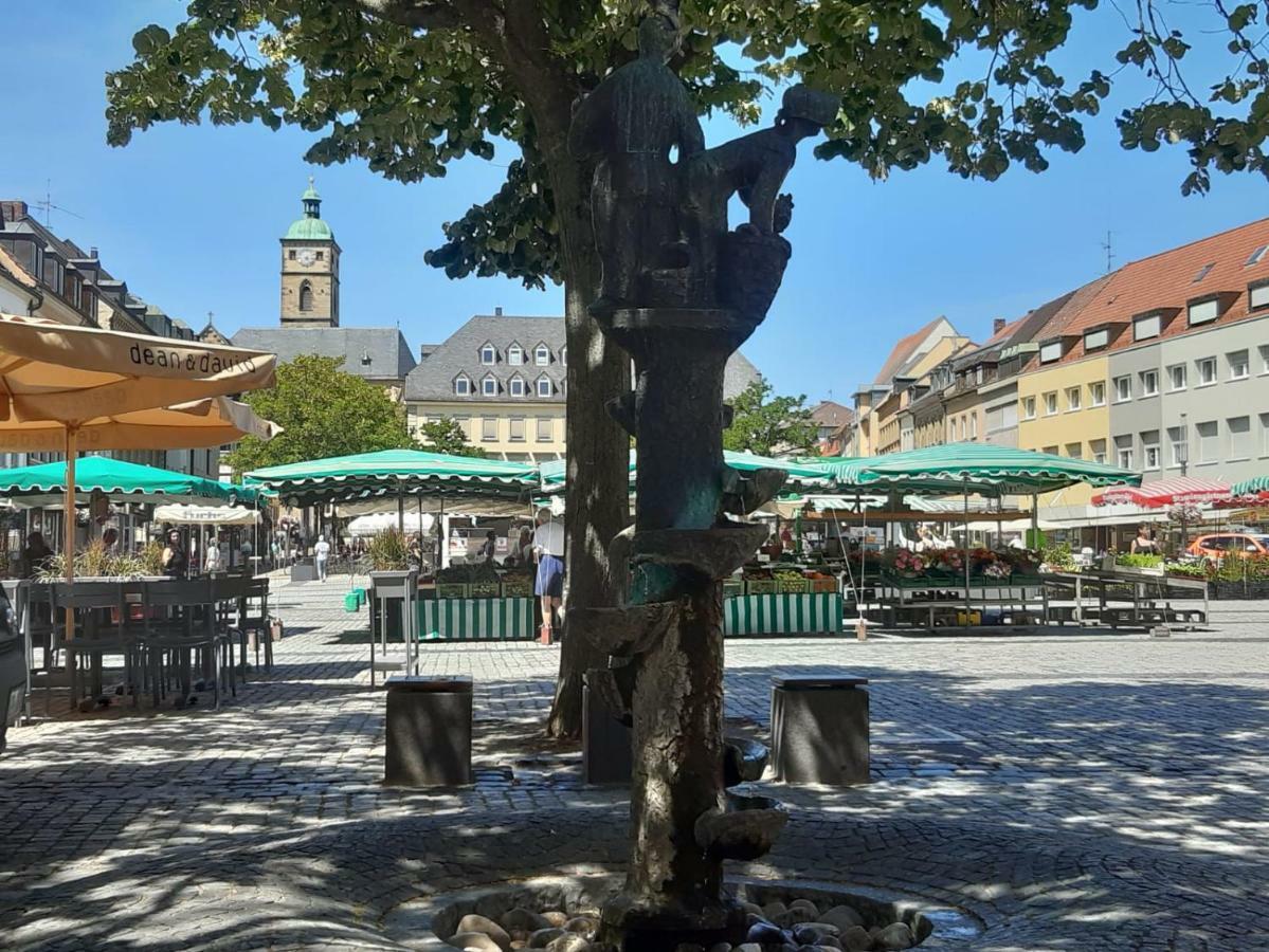 Ferienwohnung Altstadtflair Schweinfurt Esterno foto